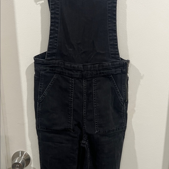 Madewell Women's Black Denim Overalls - Picture 4 of 8